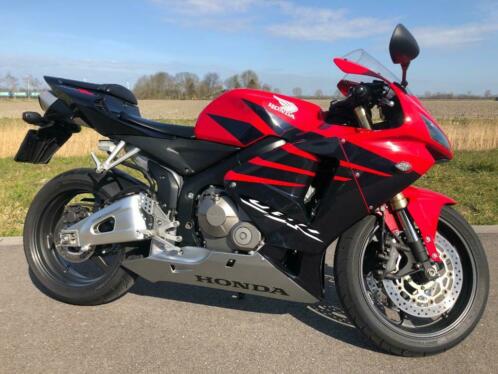 Honda CBR600RR bwjr 2006,lage km stand, origineel Nederlands