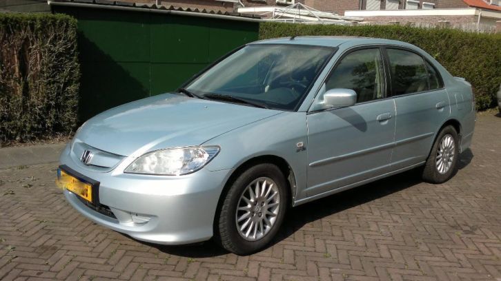 Honda Civic 1.3 I IMA 4DR 2004 .