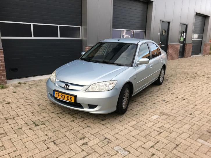 Honda Civic 1.3 I IMA 4DR 2005 Zilver met NIEUW ACCU-PAKKET