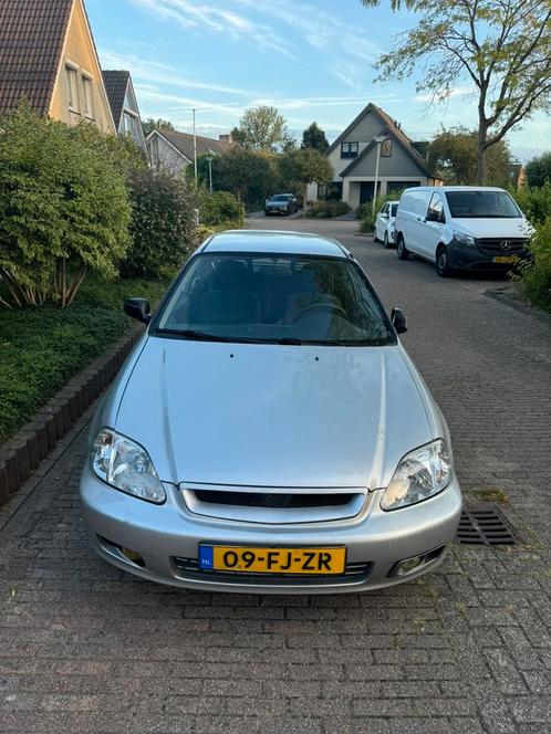 Honda Civic 1.4 I City 2000 Grijs