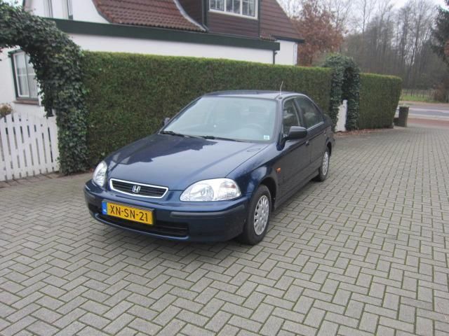 Honda Civic 1.4 I S SDN 1999 Blauw