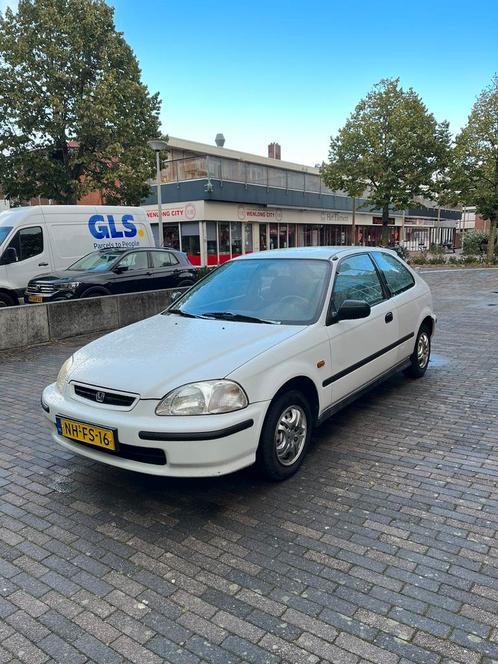 Honda Civic 1.4i S