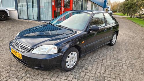 Honda Civic 1.5 I LS Vtec-e 2000 Zwart automaat inruilkoopje