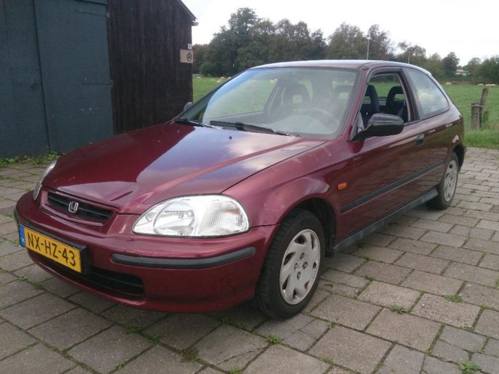 Honda Civic 1.5 Vtec-E, nwe APK,roestvrij,rookvrij,extra039s