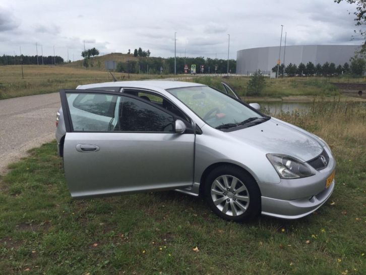 Honda Civic 1.6 I Sport 2004 apk gekeurd tot 7-703916