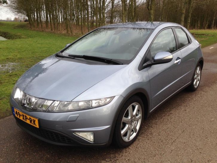 Honda Civic 1.8 AUT, SPORT 5DRS, XENON, PDC, NAVIGATIE CLIMA