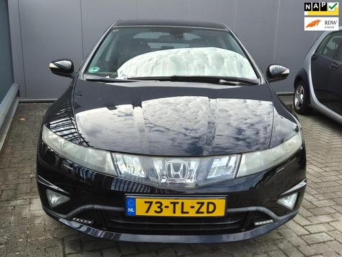 Honda Civic 1.8 Executive Automaat.