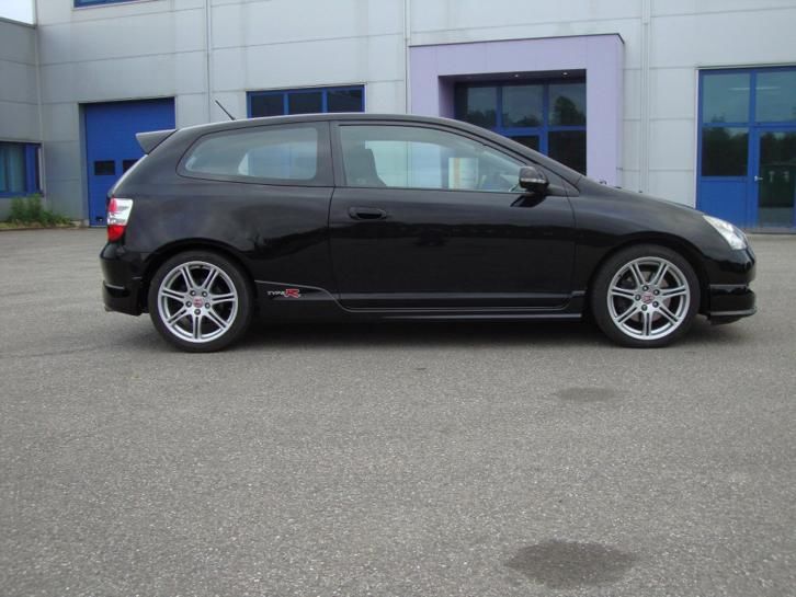Honda Civic 2.0 I Type-r 2004 Zwart