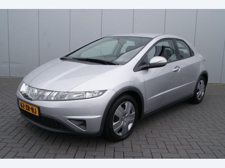 Honda Civic 2.2 CTDi Comfort Alabastersilver (bj 2008)