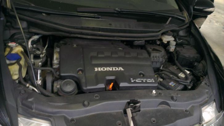 Honda Civic 2.2 I-ctdi Comfort 6-MT 2006 Zwart