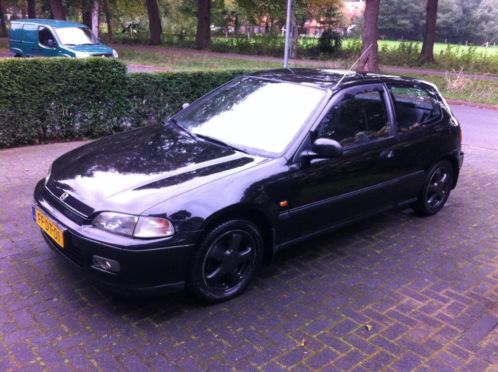 Honda Civic EG6 VTi in onderdelen