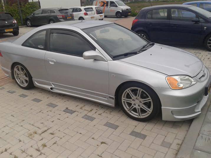Honda Civic EM2 met K20a2 type R op kenteken