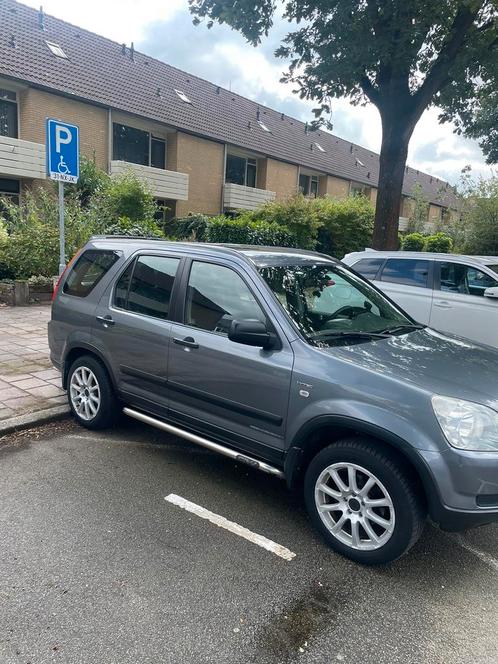 Honda CR-V 2.0 I 2004 grijs