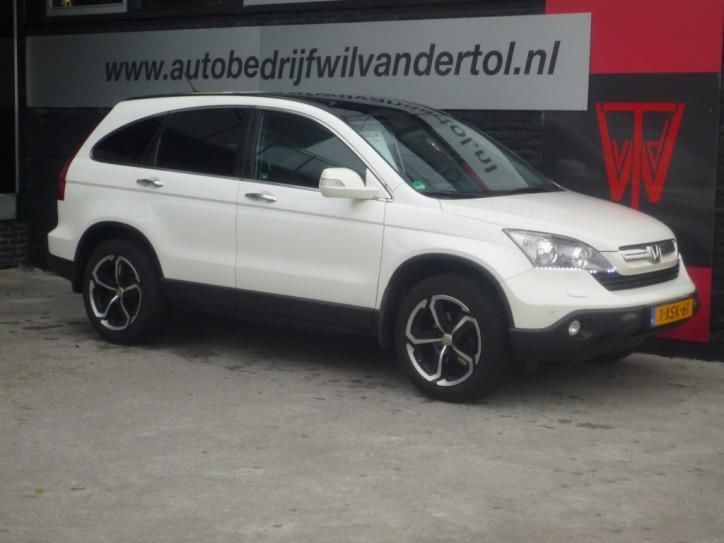 Honda CR-V 2.2D NaviLederXenonTrekhaakPanoramadak18inch