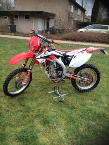 Honda crf 450 met kenteken IZGST 