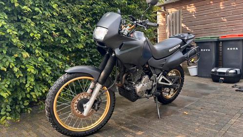 Honda dominator NX650 RD08