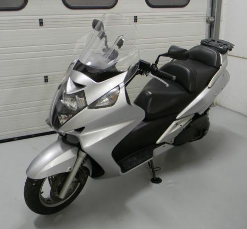 HONDA FJS 600 SILVER WING (bj 2001) ERG NETJES