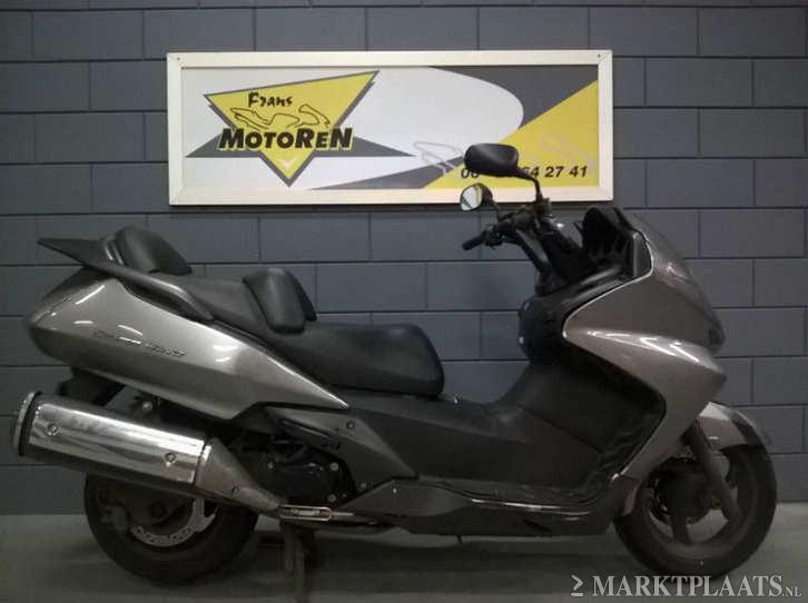 Honda fjs400d silverwing bj 2008 rijdbare schade