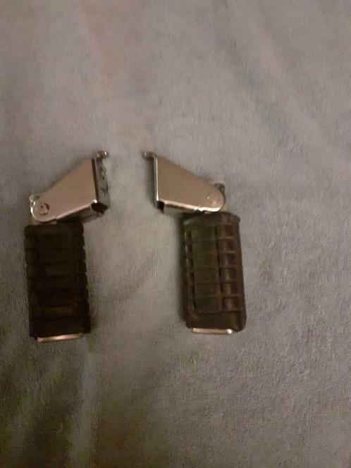 Honda goldwing gl1200  duo voetsteunen.