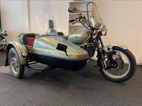 Honda goldwing met zijspan Gl1000 k2