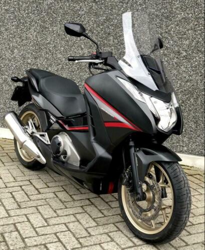 Honda Integra NC 750 D ABS 2014 Zeer netjes (S X CBR 700)