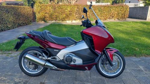 Honda Integra NC700D b.j. 2013 km 33 - ZEER ZUINIG