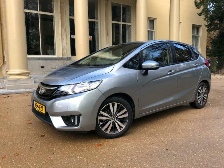 Honda Jazz 1.3 Elegance automaat met Navi, camera en keyless