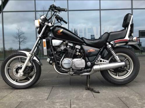 Honda Magna VF750C V45 Mk3 IZGST