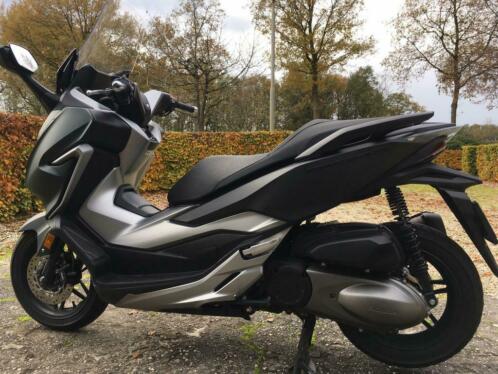 Honda motorscooter NSS300A bj 08-2018 km 11000 ABS