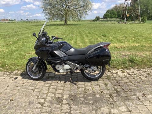 HONDA   NT700VA  met ABS