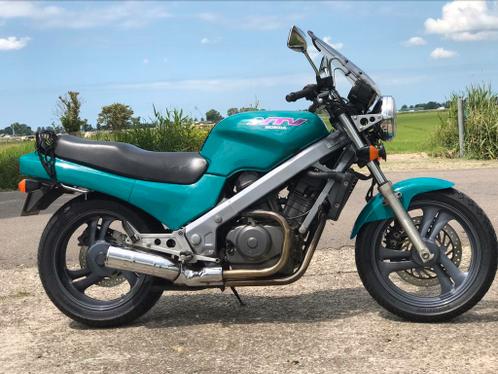 Honda NTV650 zeer mooi exemplaar