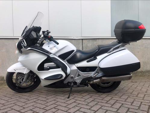 Honda Pan European ST 1300 (bij 2004 ) kleur wit