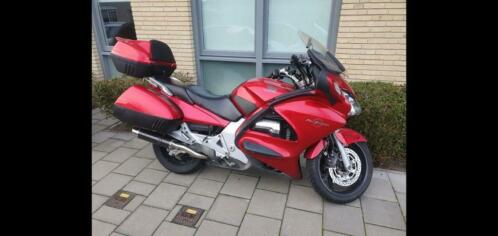 Honda Pan European ST1300 hele mooie, sterke motor.