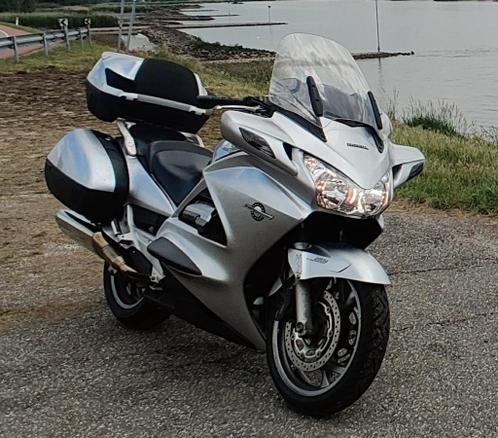 Honda Pan European ST1300A ABS 77k nw banden witte knippers