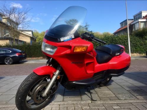 Honda PC 800