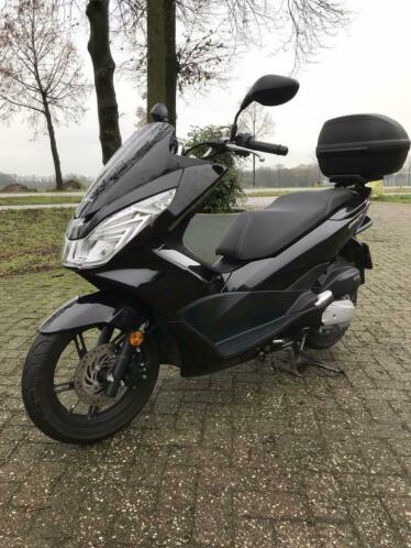 Honda PCX 125 2017 in Topstaat