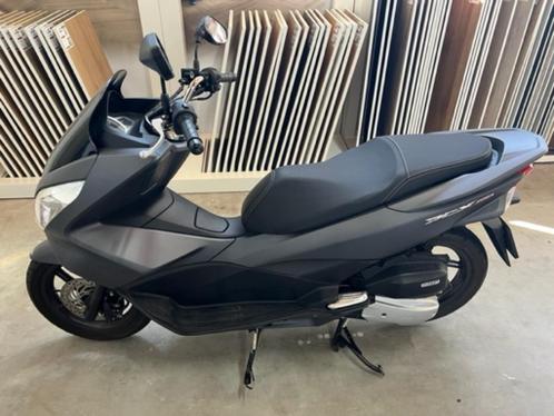 Honda pcx 150 2016 4500 km