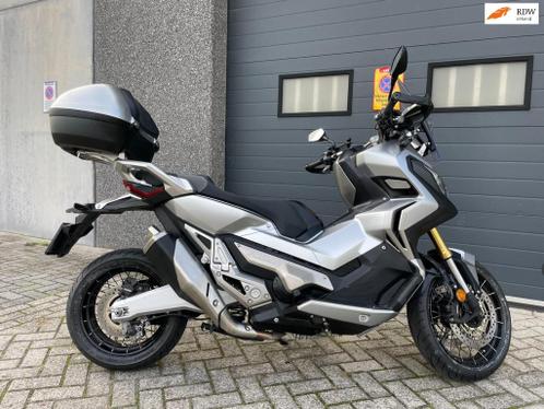 Honda Scooter NC 750 X-ADV Groot onderhoud  2 nieuwe bande