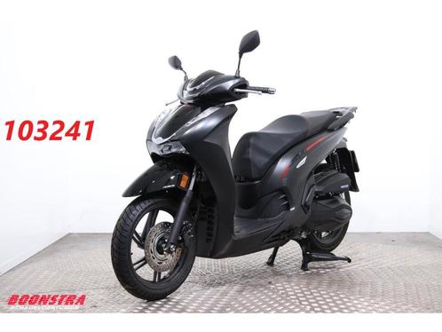 Honda SH 350i ABS 137 km (bj 2024)