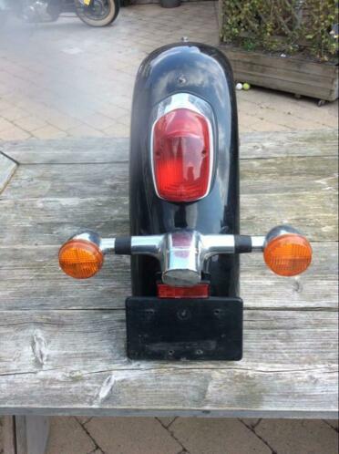 Honda shadow ace 750 achterspatbord met achterlichtknipper