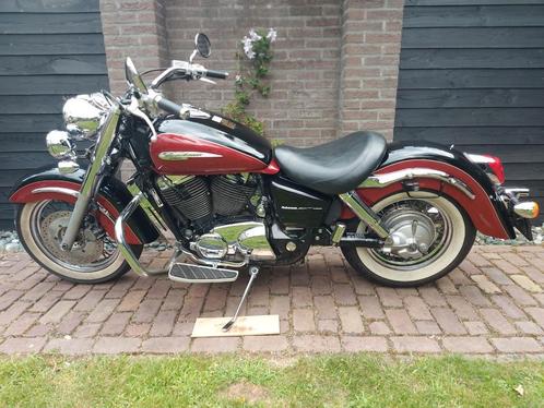 Honda Shadow VT 1100 C3 Aero bj. 1999, Two Tone roodzwart