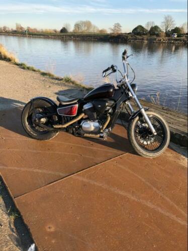 Honda shadow vt 600 bobber 