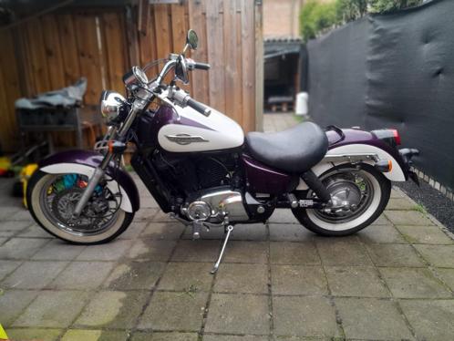 Honda Shadow VT1000 c2