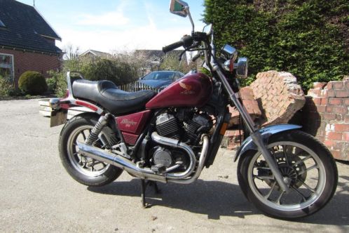 Honda Shadow VT500