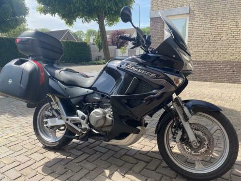 Honda Varadero XL 1000 ABS met kofferset en navi