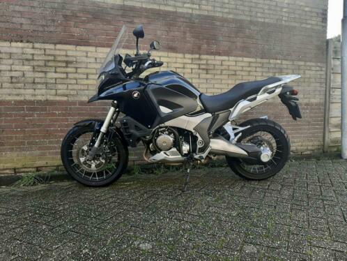 HONDA VFR 1200 crosstourer in absolute topstaat 12.998 km