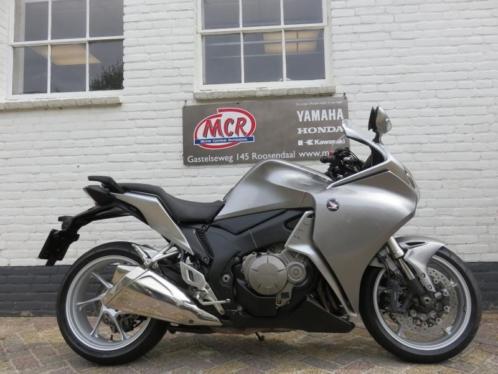 HONDA VFR 1200 F (bj 2010)