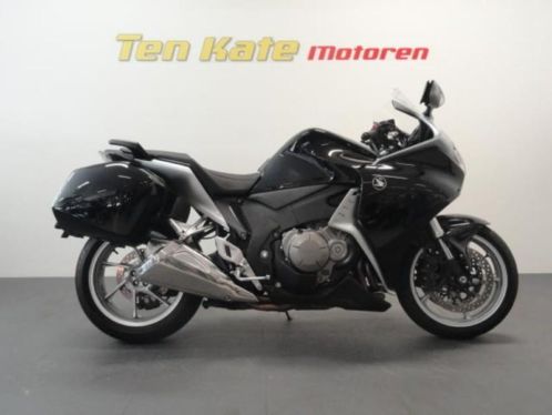 HONDA VFR 1200 F (bj 2012)