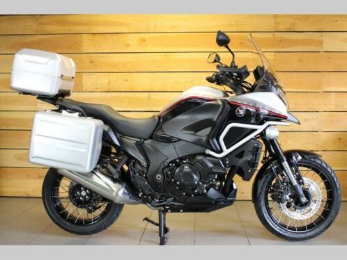 HONDA VFR 1200 F C-ABSDCT (bj 2016) VFR1200 VFR1200F 1200F