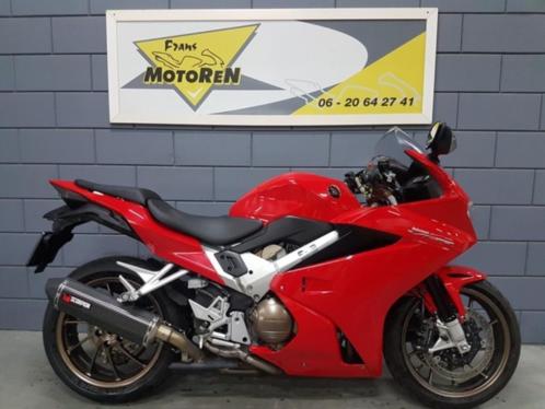 Honda vfr 800 abs tc bj 2014 lichte rijdbare schade